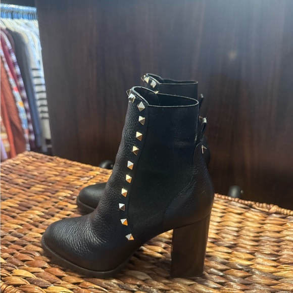 Valentino Garavani Black Ankle Boots with Silver Studs - Picture 2 of 3